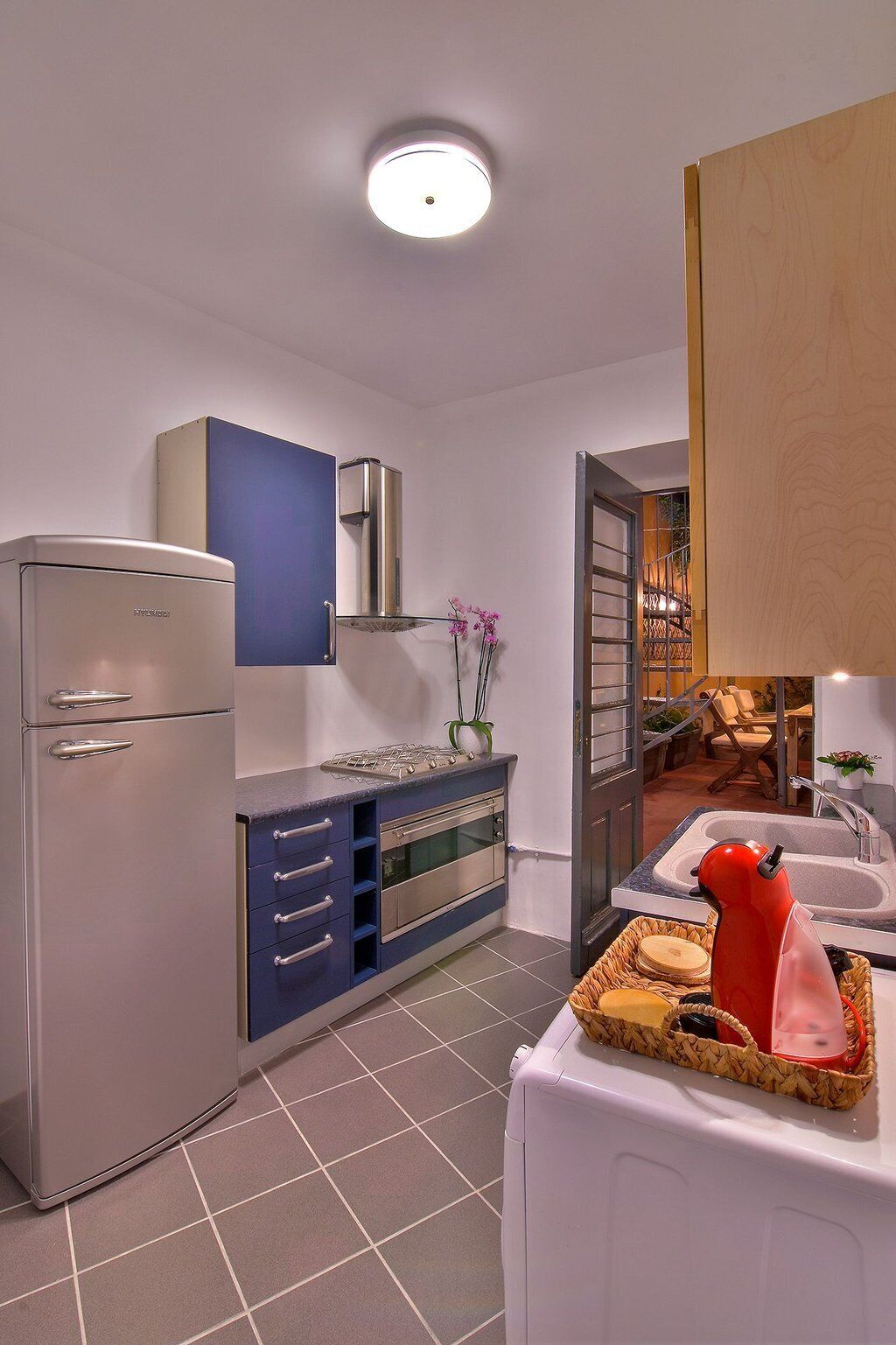 Kühlschrank, Ofen, Herdplatte, Geschirrspüler