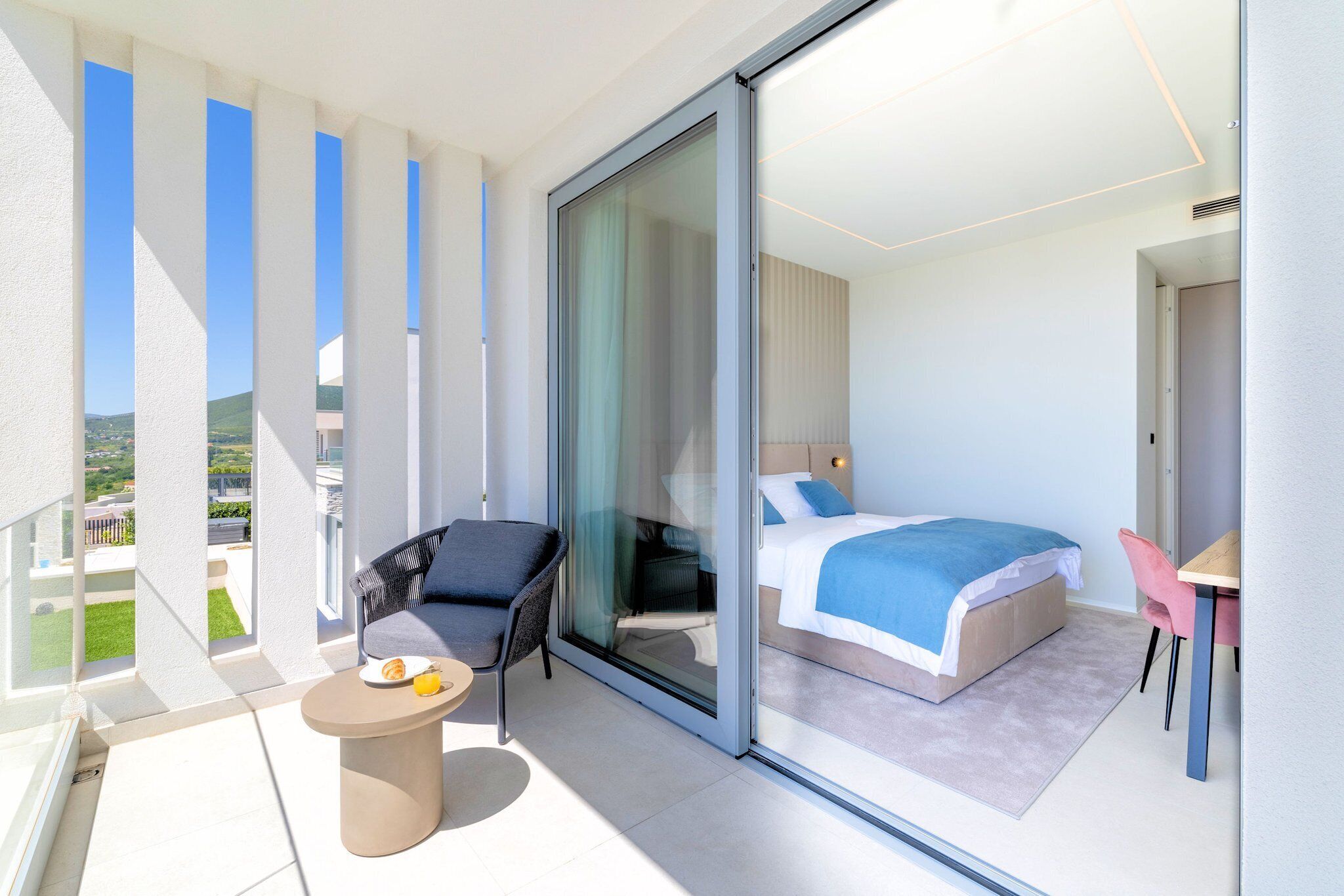 5 bedrooms, in-room safe, iron/ironing board, travel crib