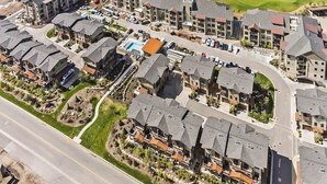 Exterior - Greg's Canyons Home Walk Ski Lift Private Hot Tub (Park City)