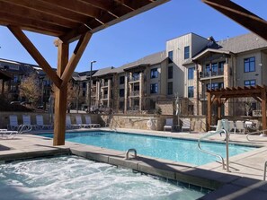 Pool - Greg's Canyons Home Walk Ski Lift Private Hot Tub (Park City)