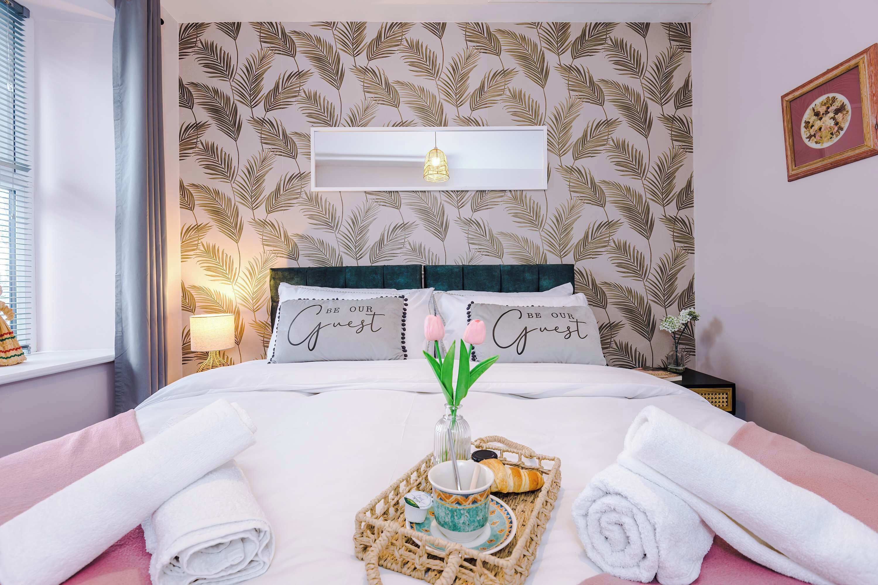 2 chambres, fer et planche à repasser, Wi-Fi, draps fournis