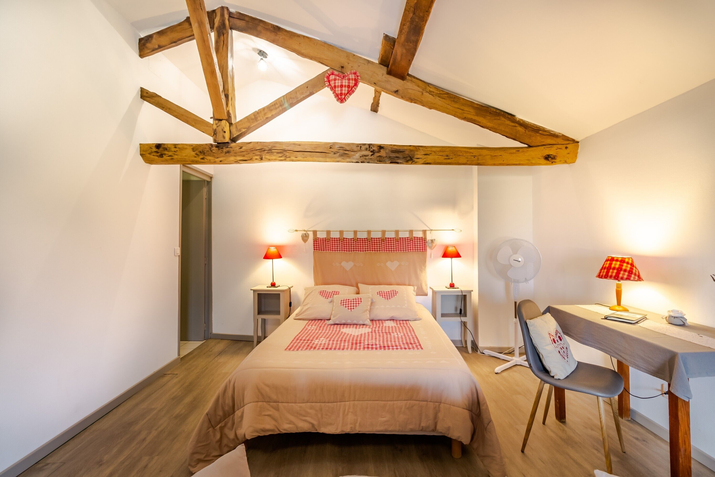 2 Schlafzimmer, Bügeleisen/Bügelbrett, WLAN