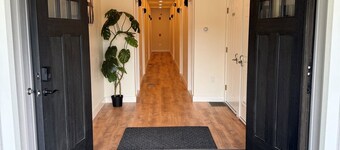 Winney Hill Studios #5 of 8 Studios - Full Renovation, 1 mile to ASV