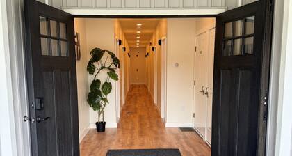 Winney Hill Studios #5 of 8 Studios - Full Renovation, 1 mile to ASV