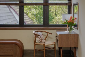 Family Quadruple Room | In-room safe, desk, laptop workspace, blackout curtains