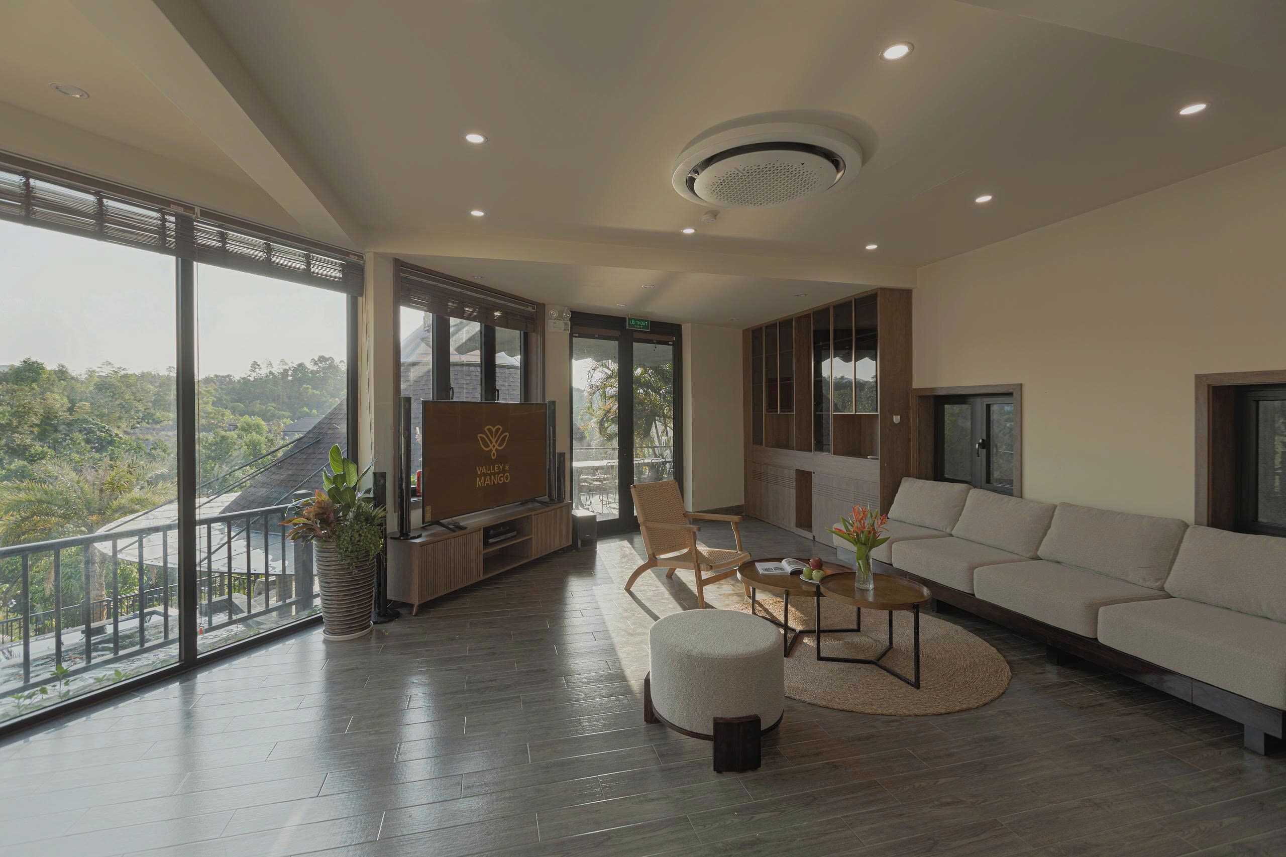 Biệt thự Deluxe, quang cảnh núi | Két bảo mật tại phòng, bàn, khu vực làm việc phù hợp cho laptop 