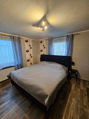 3 camere, Wi-Fi, lenzuola