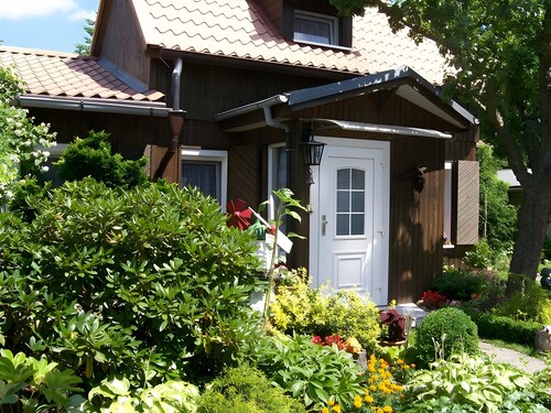 Holiday Home 'Blumenhof' with Shared Garden, Balcony and Wi-Fi