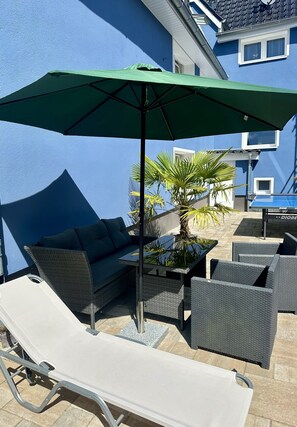 Terrace/patio - Apartment '2' with Modern Country-Style Kitchen (Cuxhaven)