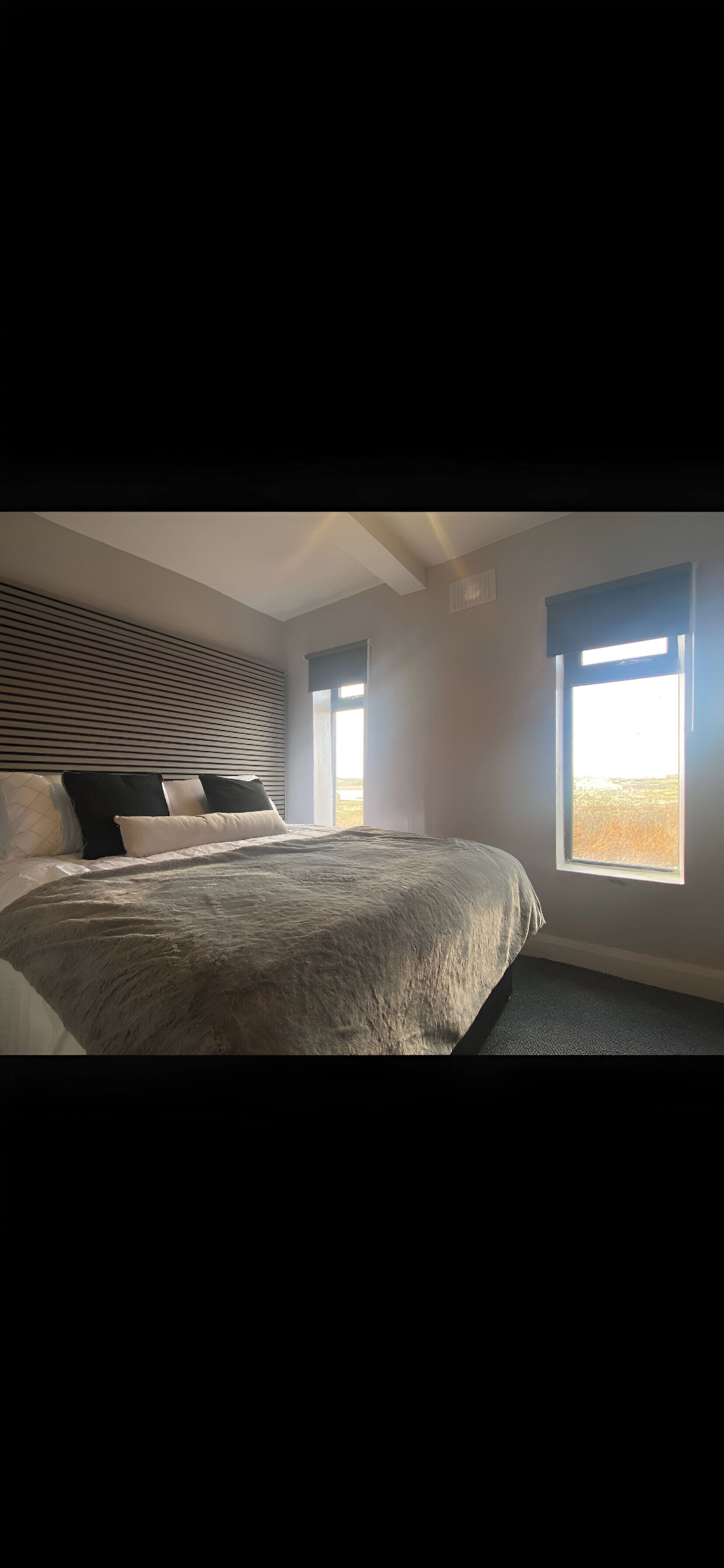 Iron/ironing board, Internet, bed sheets