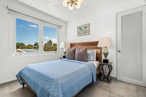 7 habitaciones, escritorio, tabla de planchar con plancha y wifi gratis 