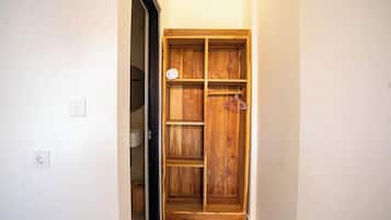 Superior Double Room, 1 King Bed | Desk, free WiFi