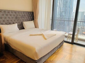 Lägenhet Standard - 1 sovrum - balkong - utsikt mot staden | Värdeförvaringsskåp på rummet, strykjärn/strykbräda och gratis wi-fi