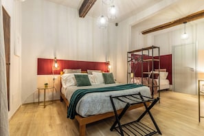 Apartemen | Seprai premium, setrika/meja setrika, Wi-Fi gratis, dan seprai linen