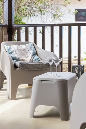 Property grounds - Casa Celara at Waterlands Village near Kralendijk, 3 bedroom & shared pool! (Kralendijk)