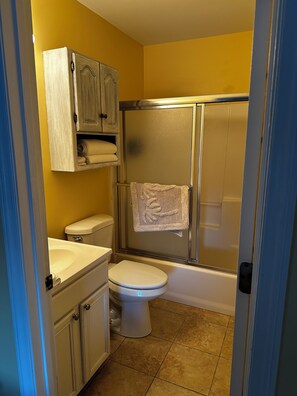 Jetted tub, hair dryer, towels, soap