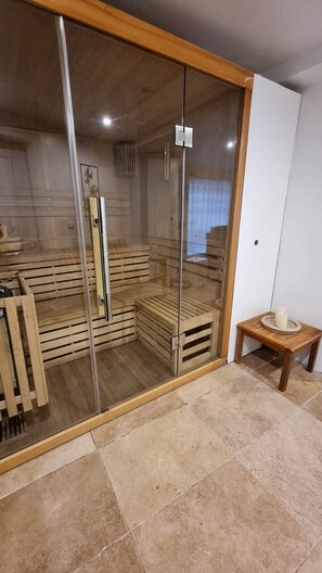 Sauna - NALAN Orrygeois, SPA, Sauna, Proche Asterix (Orry-la-Ville)