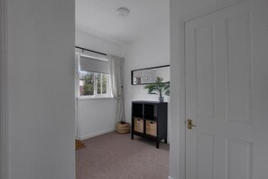 Interior - Pass the Keys | Seaside Sanctuary, Cullercoats – Walk to the Beach (North Shields)