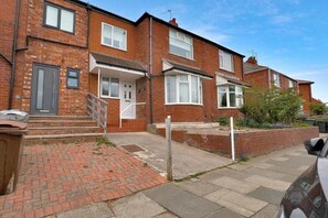 Exterior - Pass the Keys | Seaside Sanctuary, Cullercoats – Walk to the Beach (North Shields)