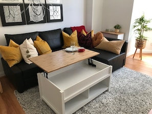 Living area - Ruthven Mansions CBD Boutique NY-Style Apartment (Adelaide)