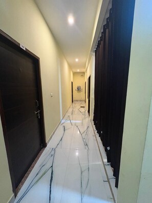 Exterior - Mahalaxmi Guest House (Varanasi)