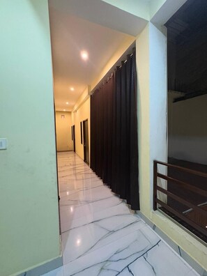 Exterior - Mahalaxmi Guest House (Varanasi)