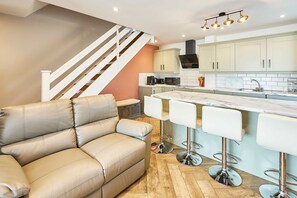Hus | 1 sovrum och skrivbord