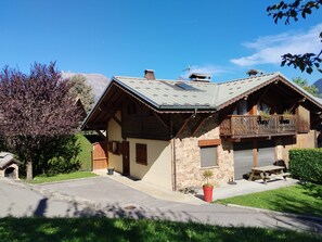 Esterni