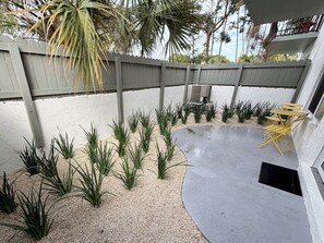 Property grounds - 2BR • 4 Beds • by Miami SoFi Vacation Rentals <br>Tucked in a quiet Palmetto Bay neighborhood, this property offers stylish 2BR/1BA stays with thoughtful design, outdoor spaces, and easy access to parks, dining, and Miami hotspots. (Palmetto Bay)