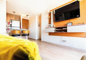 TV, offices - HOM I Calefaccion ArturoPrat MovistarArena Terraza (Santiago)