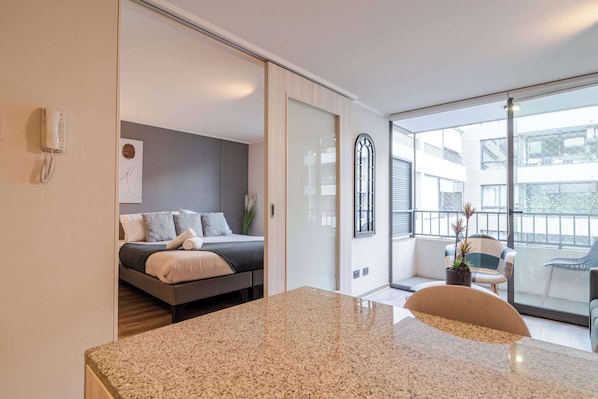 1 bedroom, iron/ironing board, WiFi, bed sheets - HOM I Calefaccion WiFi Parking Lavandería Metro (Santiago)