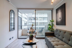 TV, offices - HOM I Calefaccion WiFi Parking Lavandería Metro (Santiago)