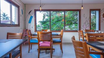 Desayuno buffet incluido todos los días