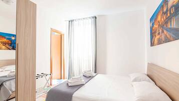 2 Schlafzimmer, Bügeleisen/Bügelbrett, WLAN, Bettwäsche