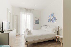 Tabla de planchar con plancha y wifi gratis 