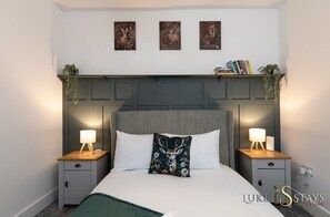 4 Schlafzimmer, Bügeleisen/Bügelbrett, Internetzugang, Bettwäsche