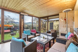 Télévision, cheminée