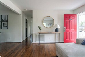 Interior - Charming 3BR Home w/ Fenced Yard Near DT Raleigh (Raleigh)