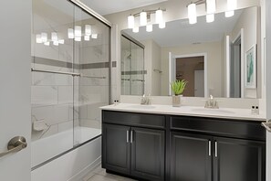 Hair dryer, towels - Family Villa 10min to Disney + Private Pool (Kissimmee)