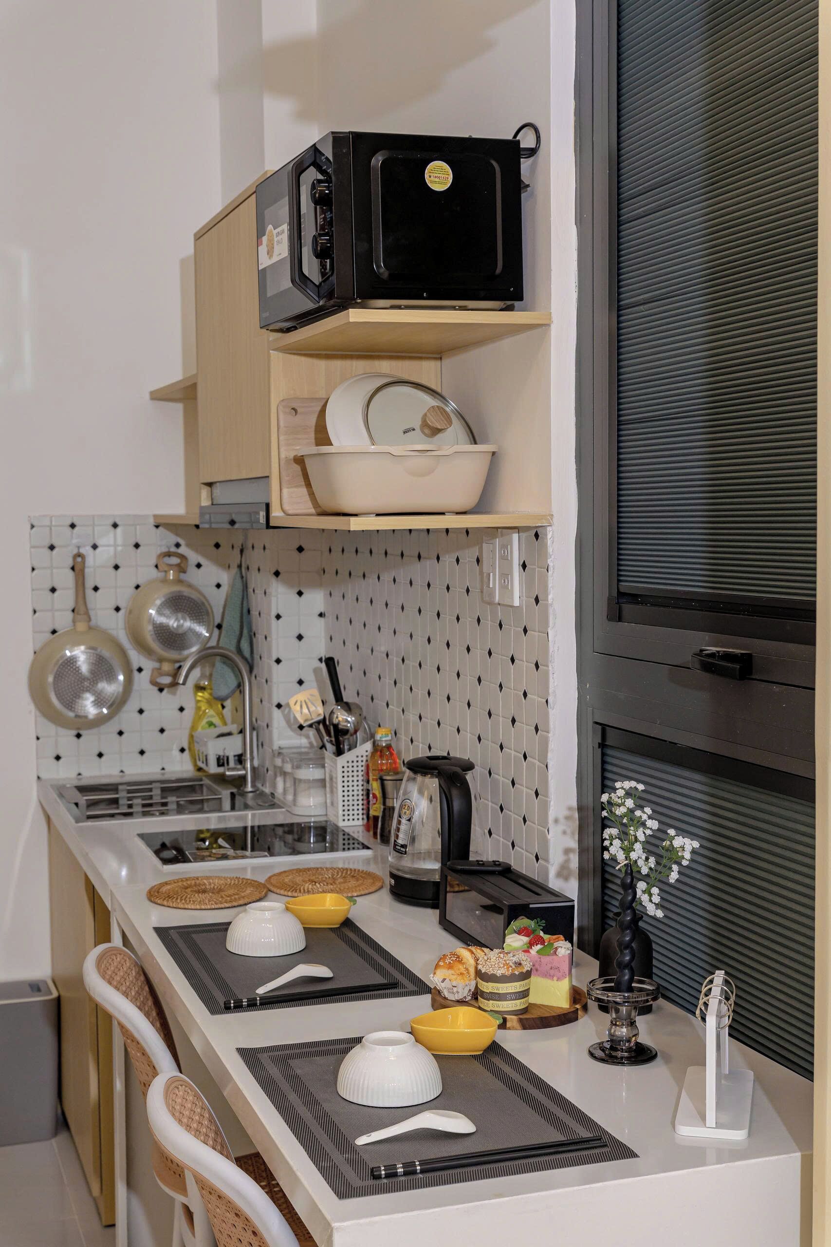 Luxury Room, Balcony, City View | Premium bedding, down comforters, memory foam beds, desk