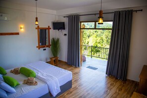 Deluxe Double Room, Air conditioning, Mountain View