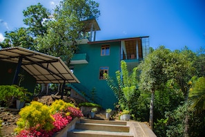 Entrada de la propiedad