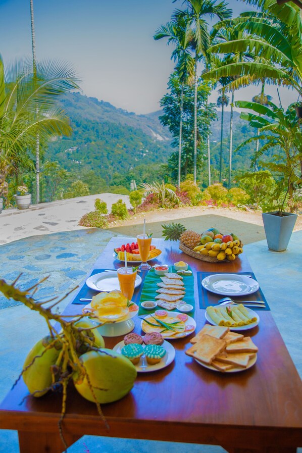 Desayuno completo incluido todos los días