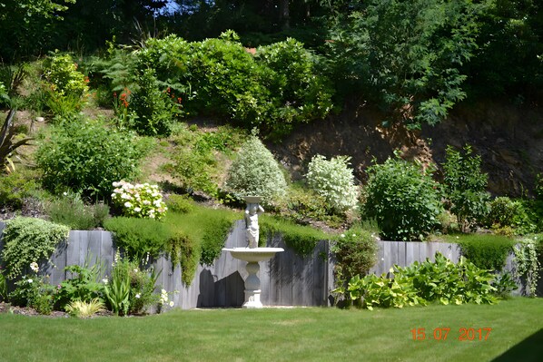 Property grounds - By the Water – Guest Room (Guipavas)