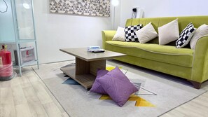 Economic Apartment 2 | 起居區