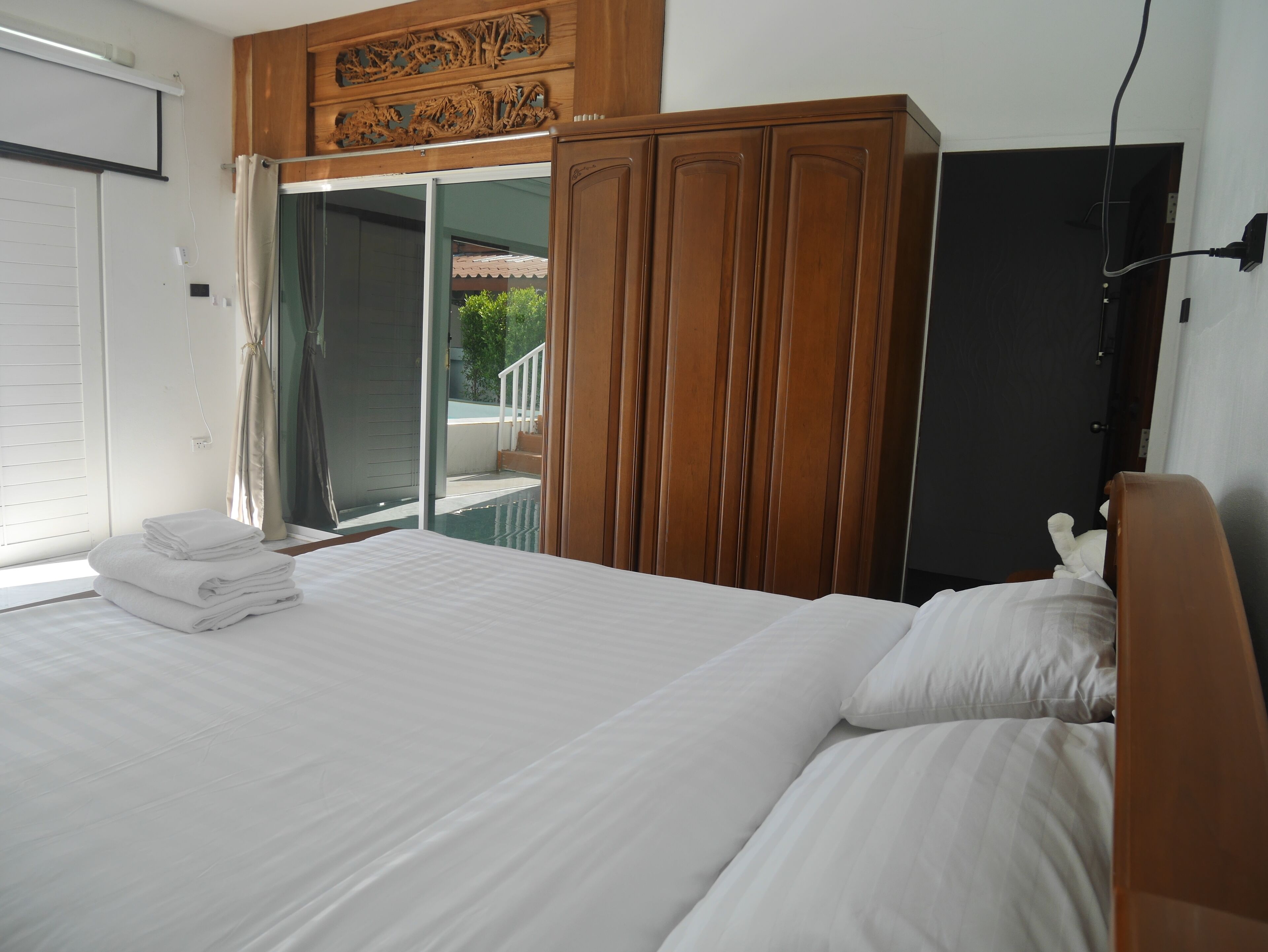 3 dormitorios, tabla de planchar con plancha, wifi y ropa de cama