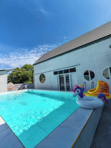 Fantastic 3-bedroom with AC in charming in Pattaya Chon Buri