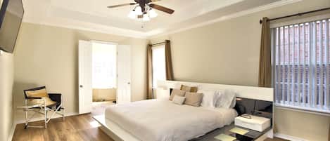 3 bedrooms, iron/ironing board, free WiFi