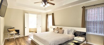 Quaint 3-bedroom house with AC in charming Jenks