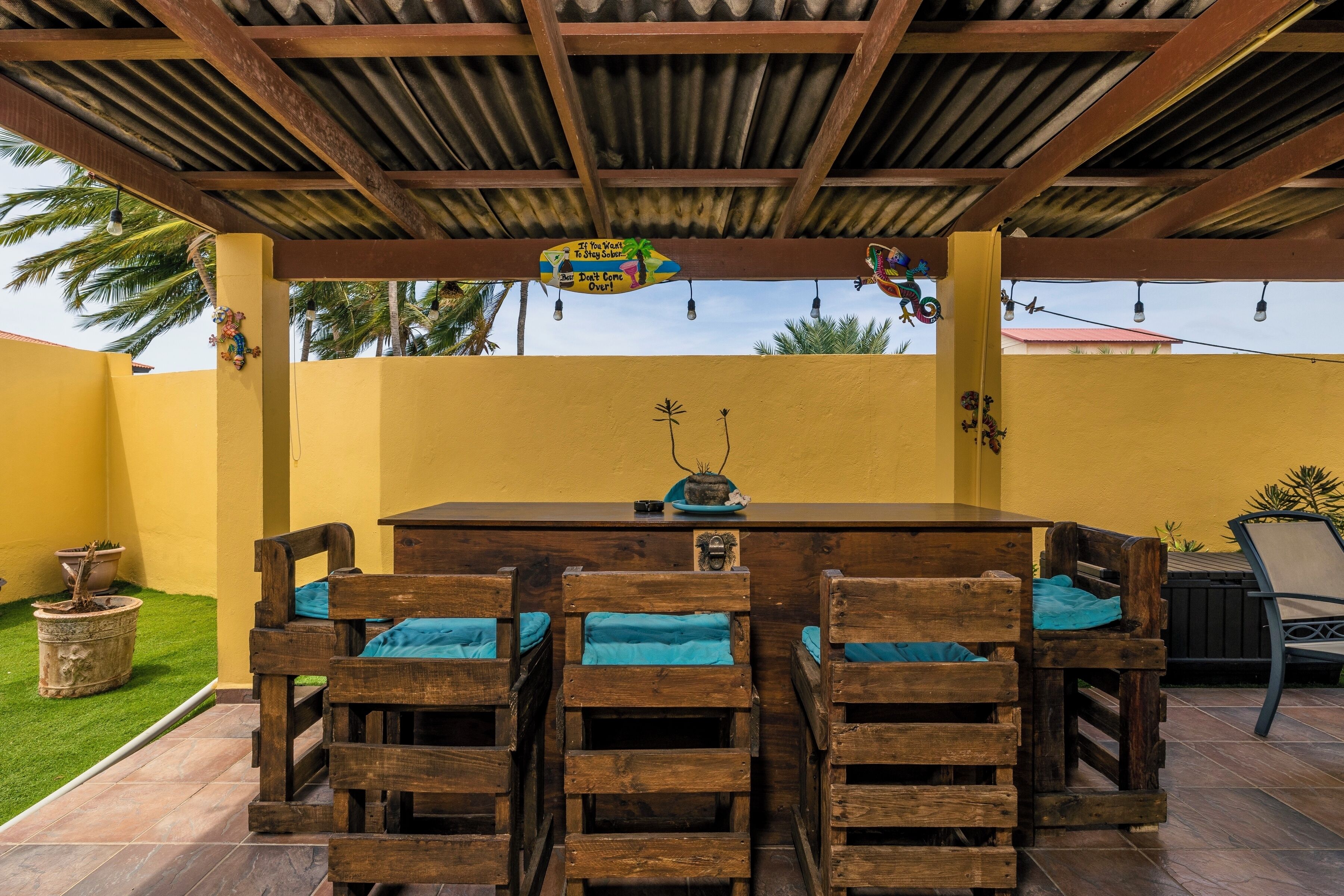 Exclusive House, 4 Bedrooms | Terrace/patio